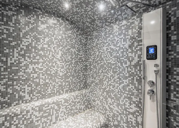 ディオクレツィアン ＆ レジデンス ホテル 4*