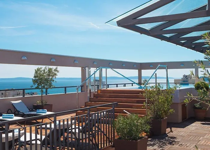 ディオクレツィアン ＆ レジデンス