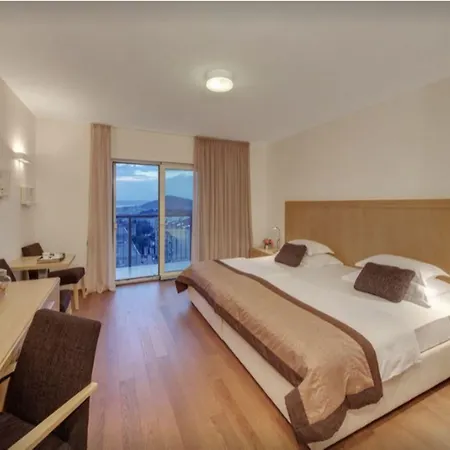 Hotel Dioklecijan & Split
