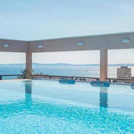 Dioklecijan & Otel 4*