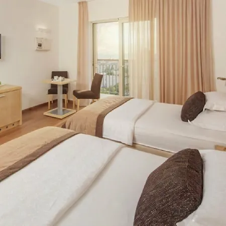 Dioklecijan & Hotel 4*